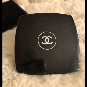 Chanel vintage laquer refillable compact